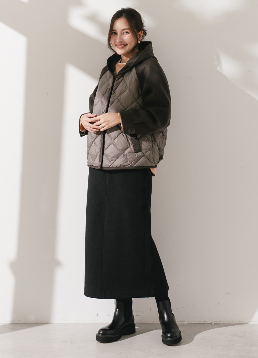 菱格紋拼接羽絨大衣      